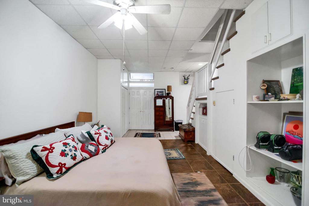 6328 FREDERICK ROAD