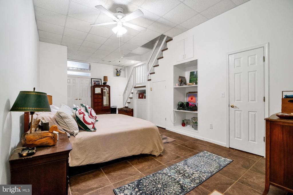 6328 FREDERICK ROAD