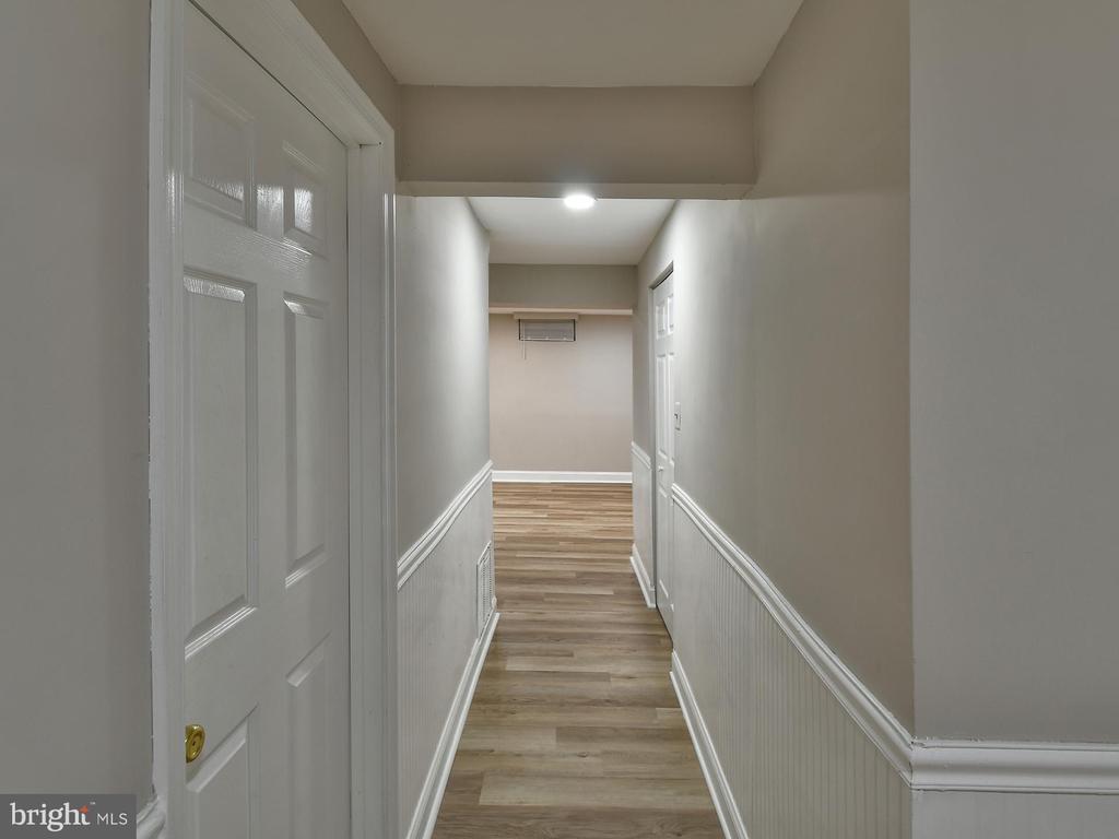 211 GREEN FERN WAY