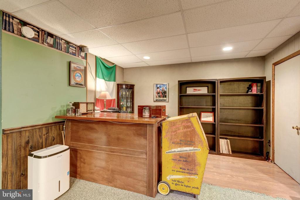 705 FRANKLIN AVENUE