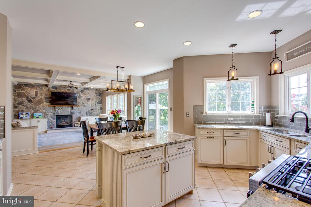 801 KITTERY DRIVE