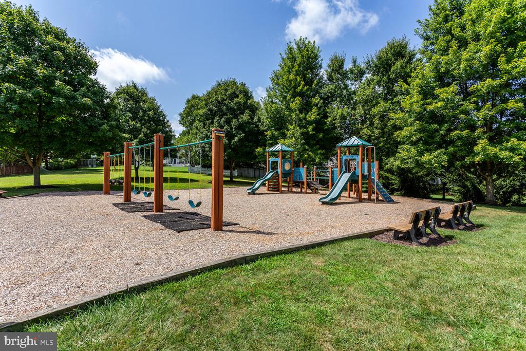 801 KITTERY DRIVE