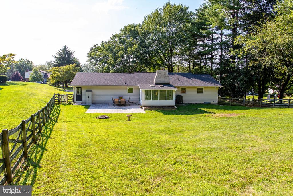 903 WINCHESTER DRIVE