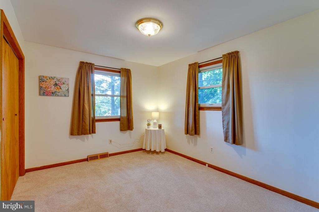 903 WINCHESTER DRIVE