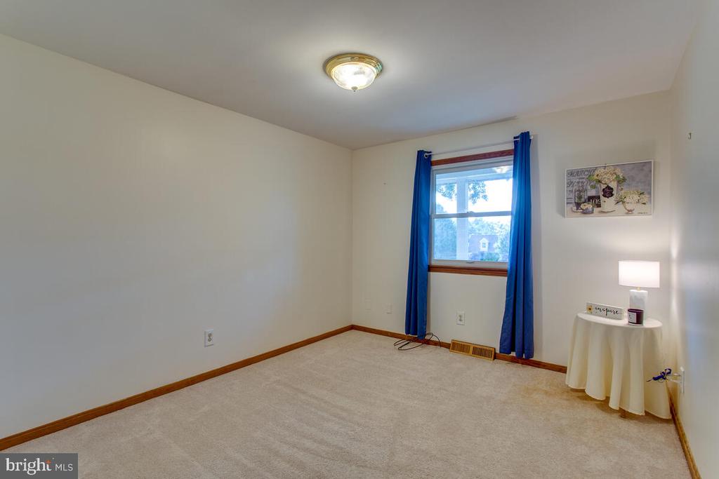 903 WINCHESTER DRIVE