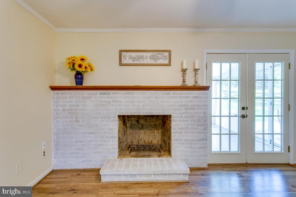 903 WINCHESTER DRIVE