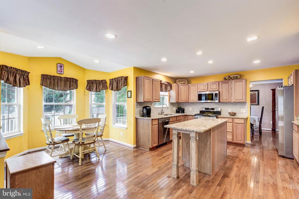 993 WAMPLER LANE
