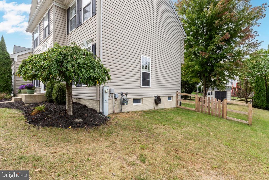 993 WAMPLER LANE