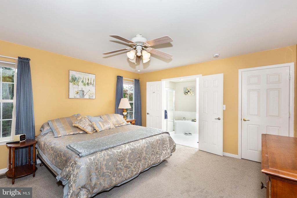 993 WAMPLER LANE