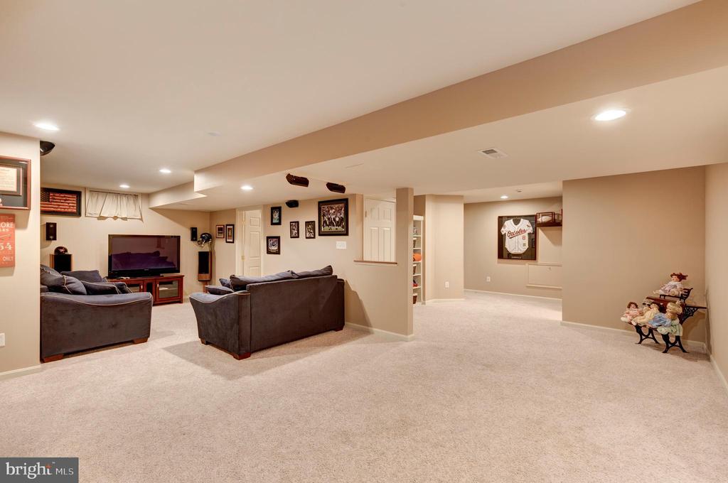 993 WAMPLER LANE
