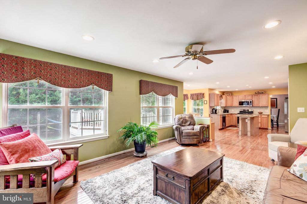 993 WAMPLER LANE