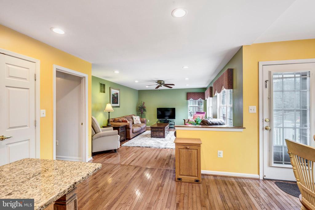 993 WAMPLER LANE