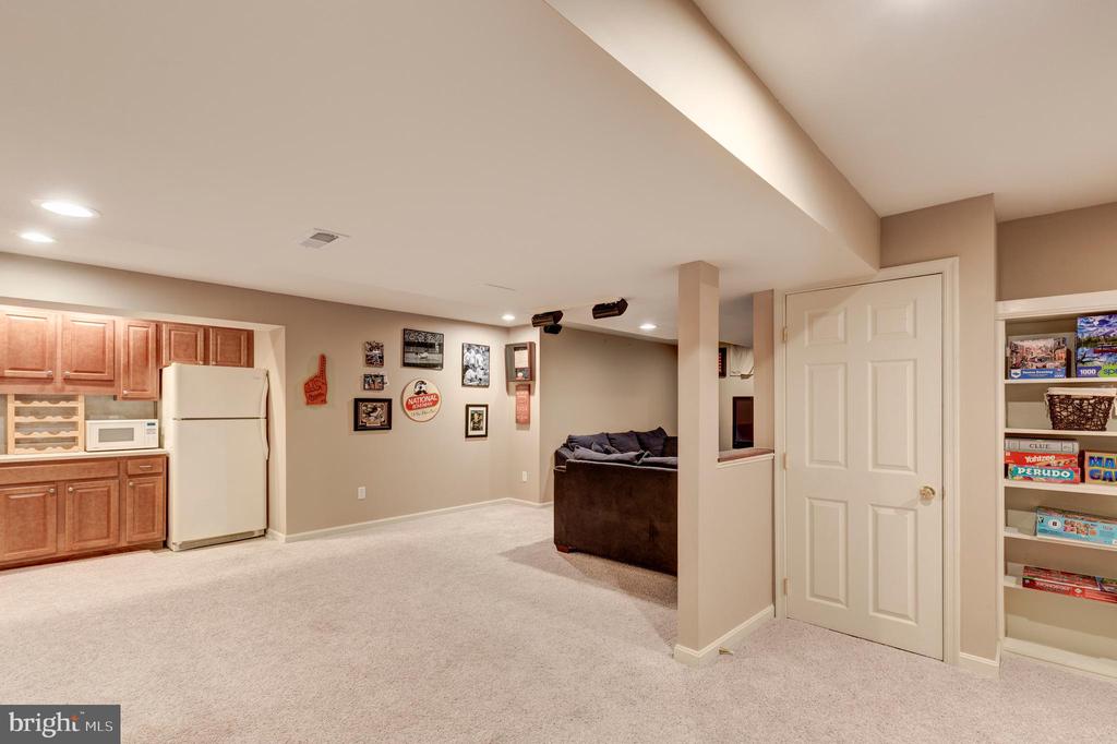 993 WAMPLER LANE