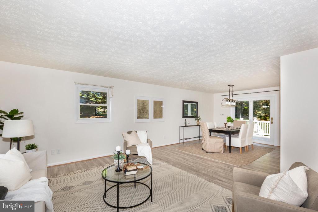 1202 FRIZZELL ROAD