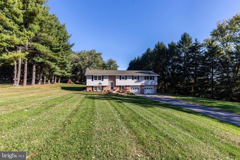 1202 FRIZZELL ROAD