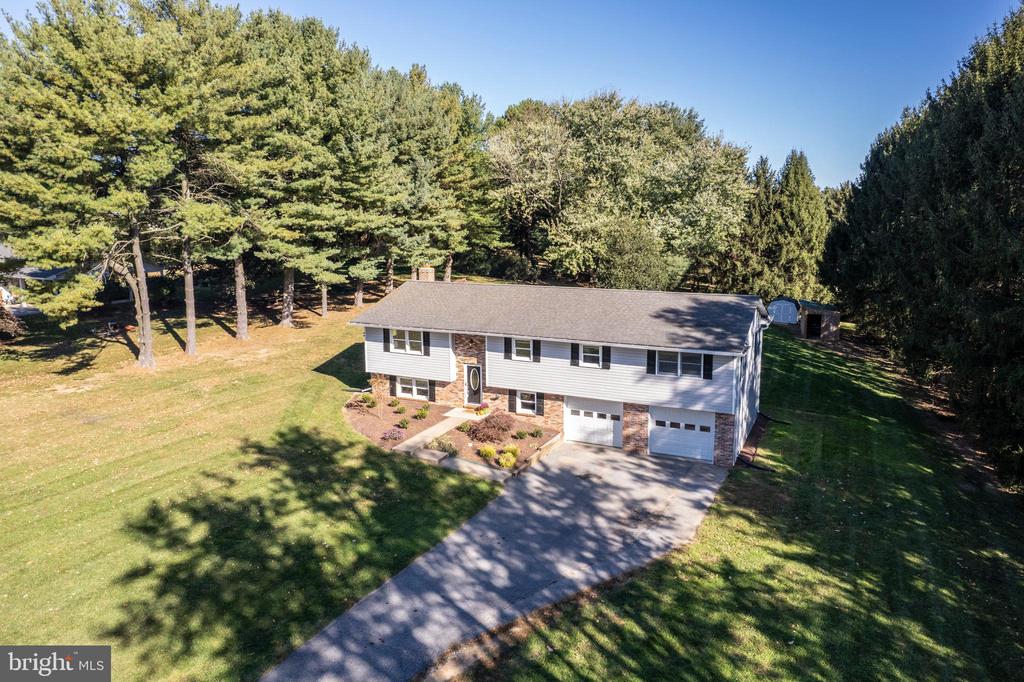 1202 FRIZZELL ROAD
