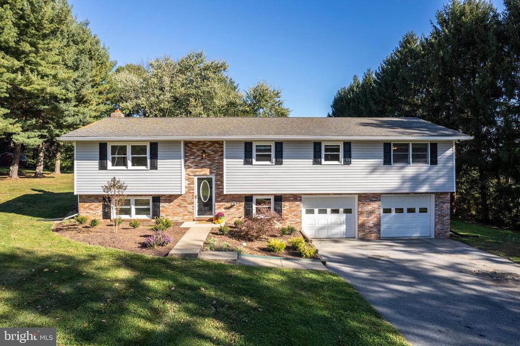 1202 FRIZZELL ROAD
