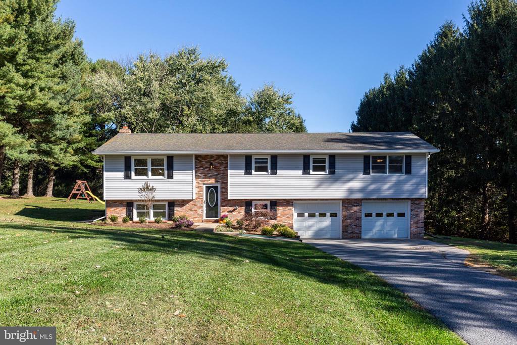 1202 FRIZZELL ROAD