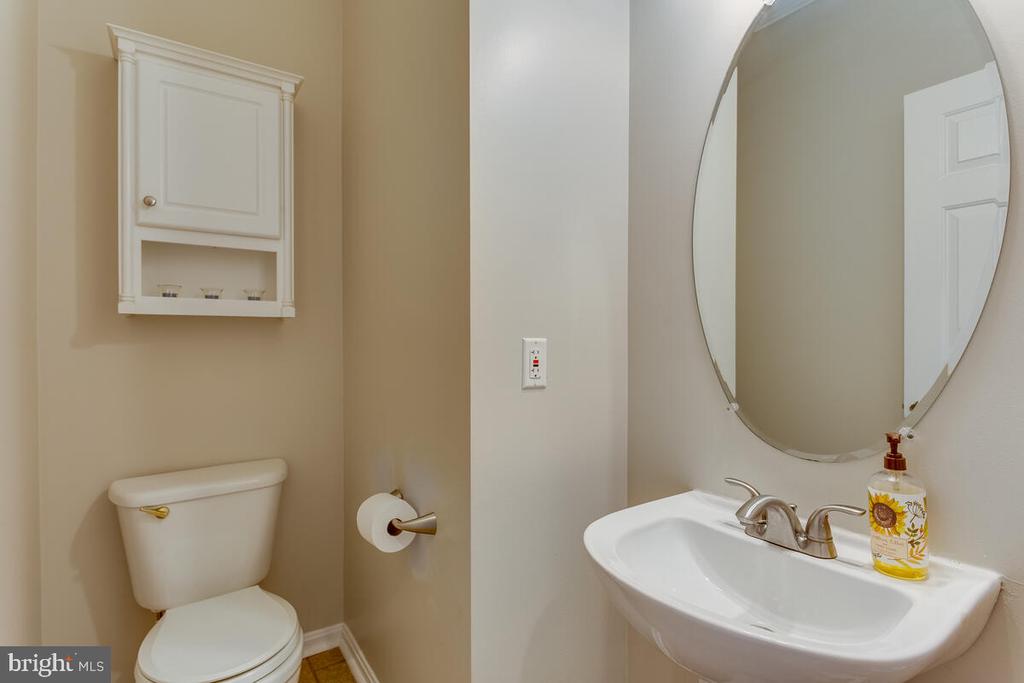 802 KITTERY DRIVE