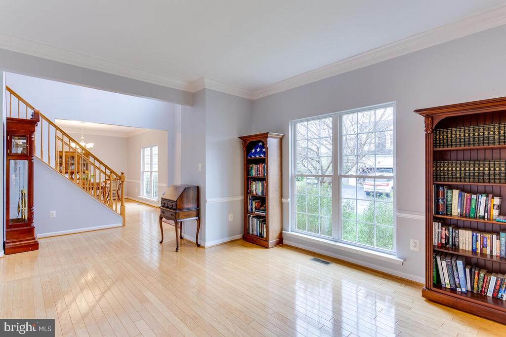 802 KITTERY DRIVE