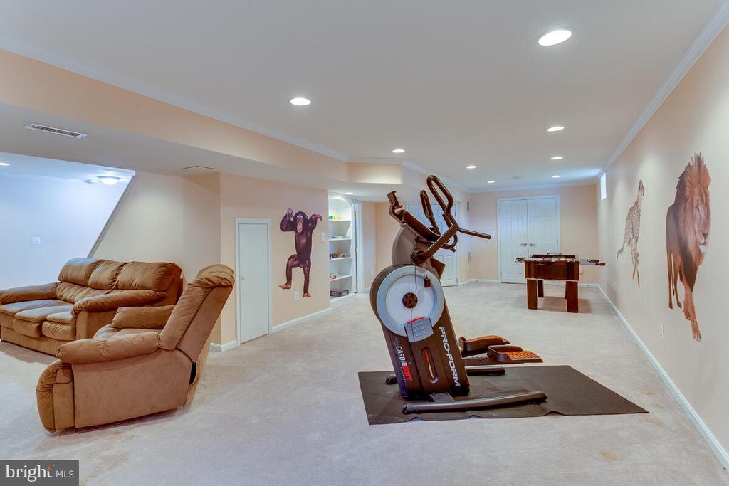 802 KITTERY DRIVE
