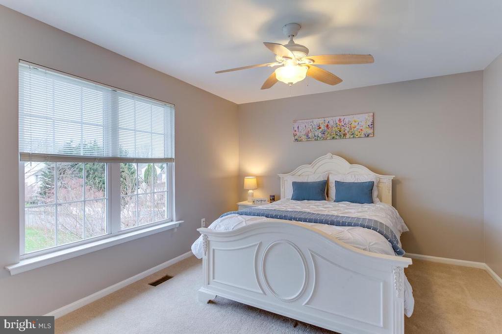 802 KITTERY DRIVE