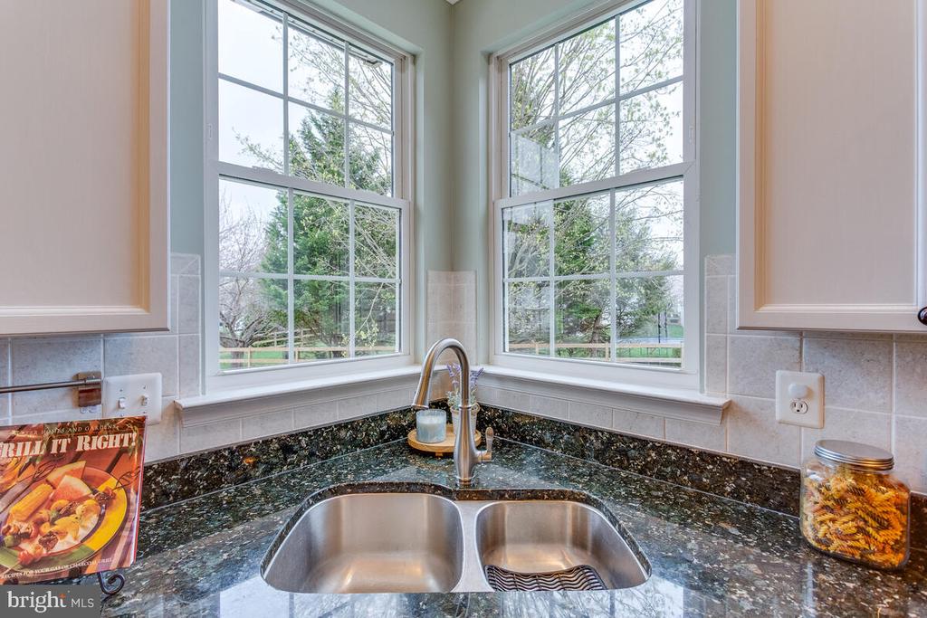 802 KITTERY DRIVE