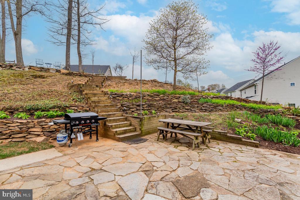 6141 SNOWDENS RUN ROAD