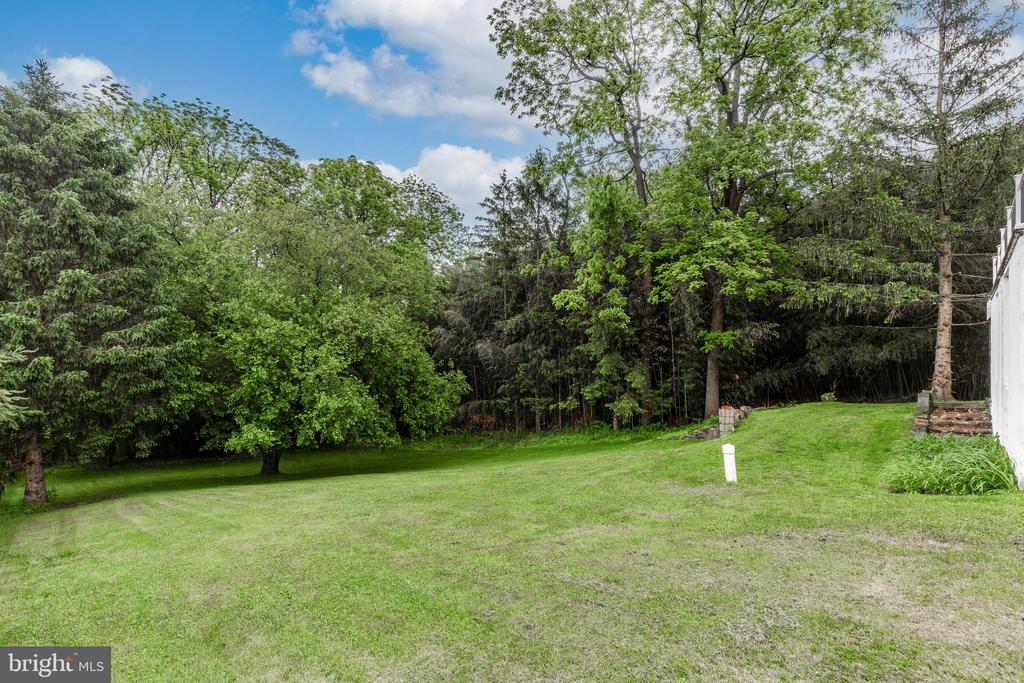 6109 OAKLAND MILLS ROAD