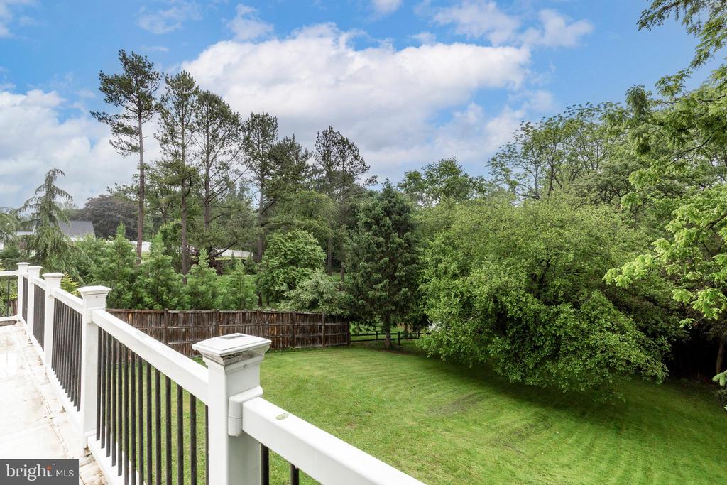 6109 OAKLAND MILLS ROAD