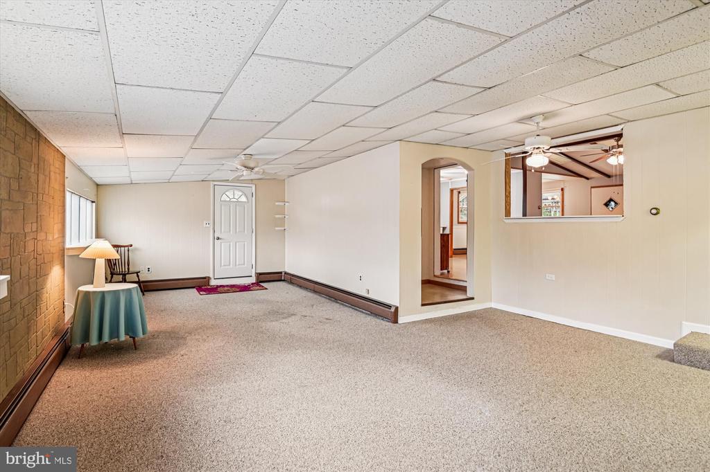 2116 SPENCER LANE