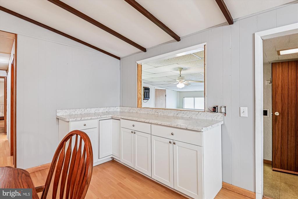 2116 SPENCER LANE