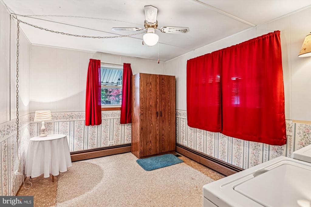 2116 SPENCER LANE