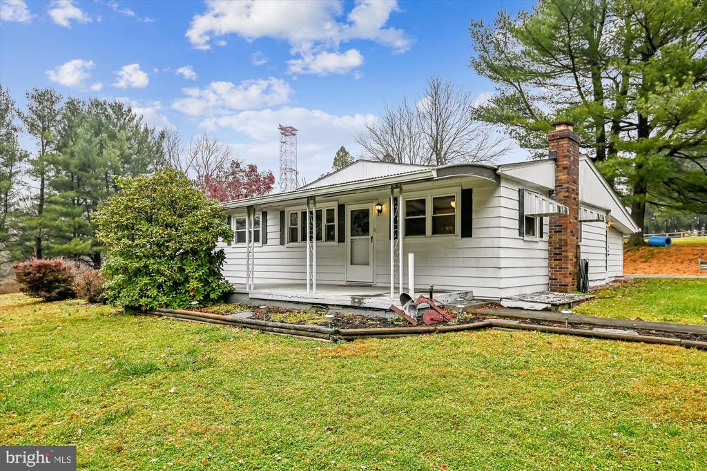 2116 SPENCER LANE