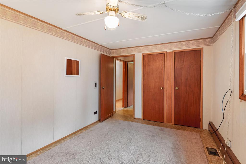 2116 SPENCER LANE