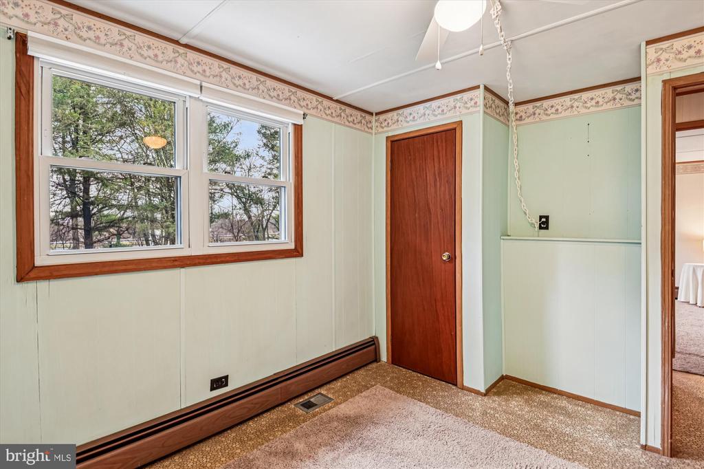 2116 SPENCER LANE