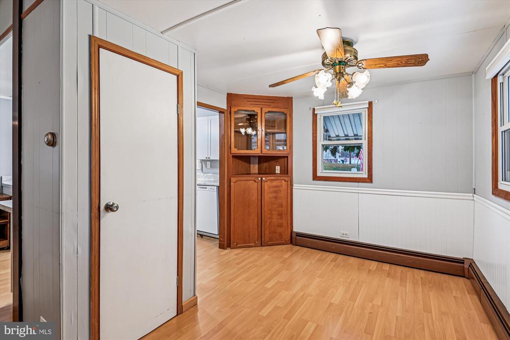 2116 SPENCER LANE