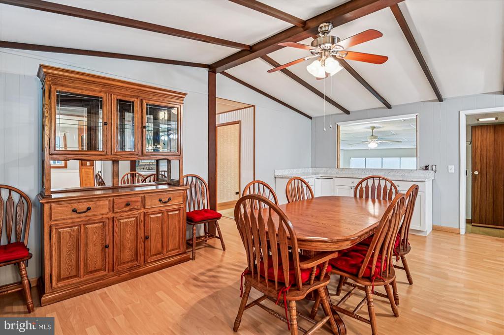 2116 SPENCER LANE