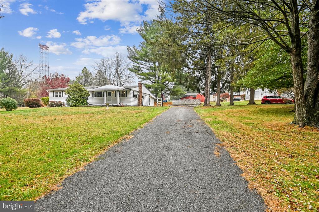 2116 SPENCER LANE