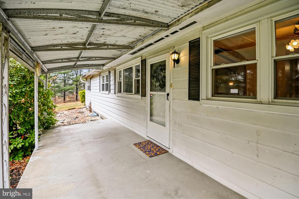 2116 SPENCER LANE