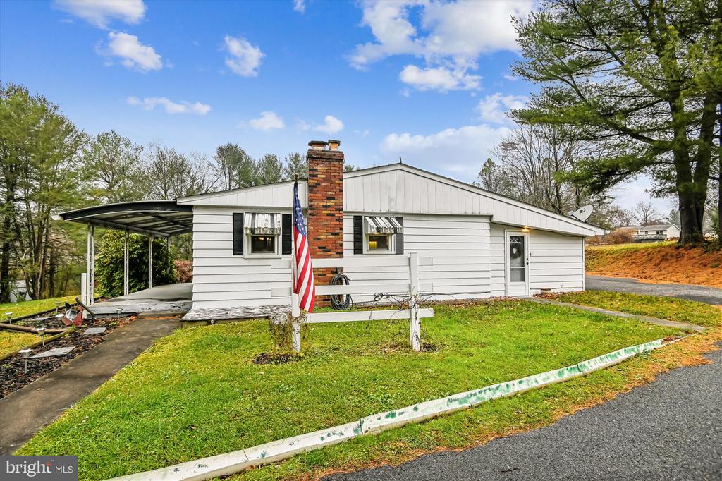 2116 SPENCER LANE