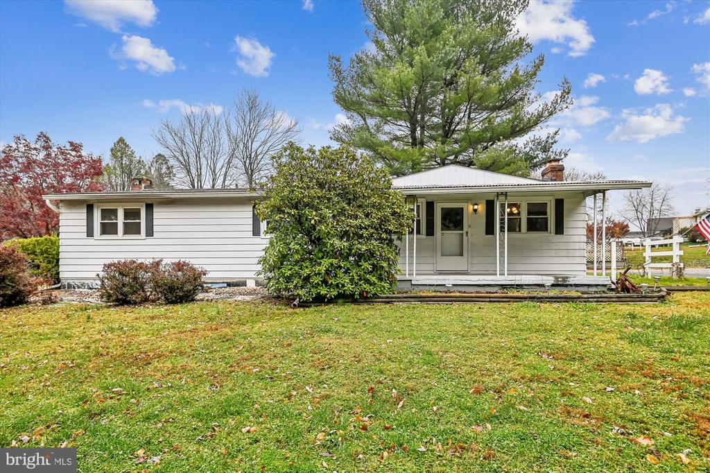 2116 SPENCER LANE
