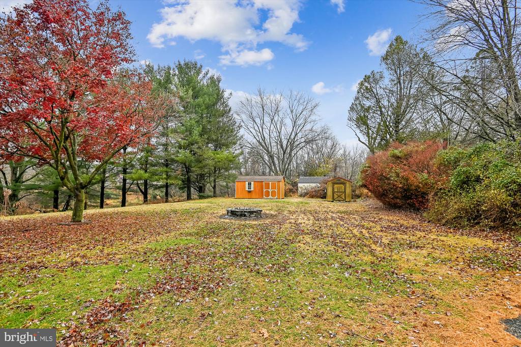 2116 SPENCER LANE