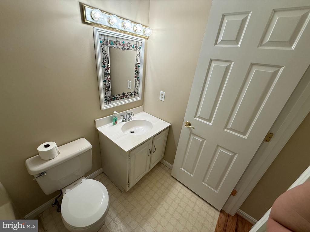 1576 BRIMFIELD CIRCLE
