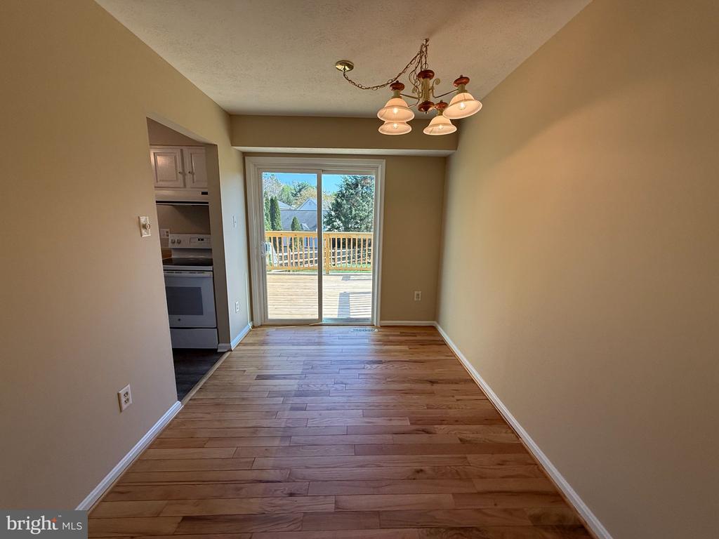 1576 BRIMFIELD CIRCLE