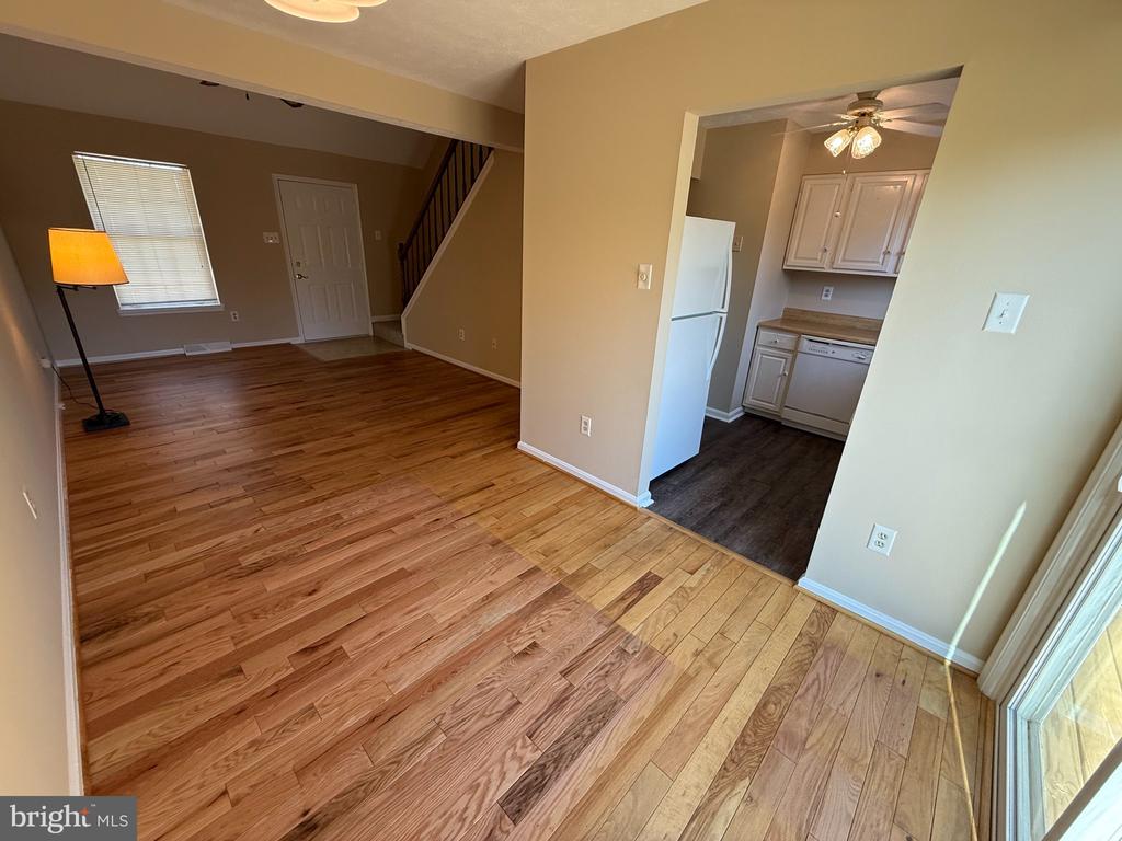 1576 BRIMFIELD CIRCLE