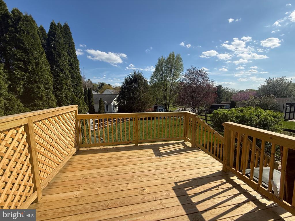 1576 BRIMFIELD CIRCLE