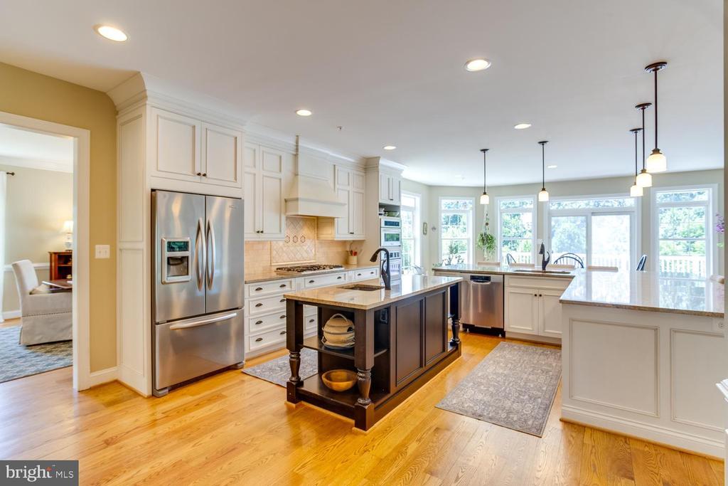 4180 JOHN BENJAMIN DRIVE