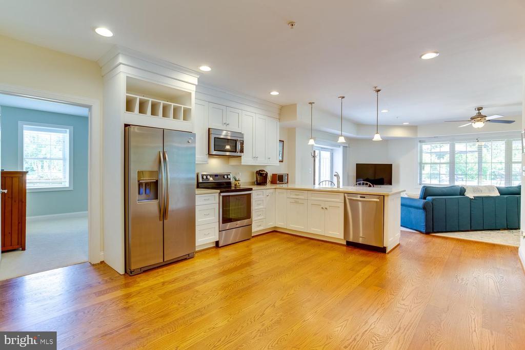 4180 JOHN BENJAMIN DRIVE
