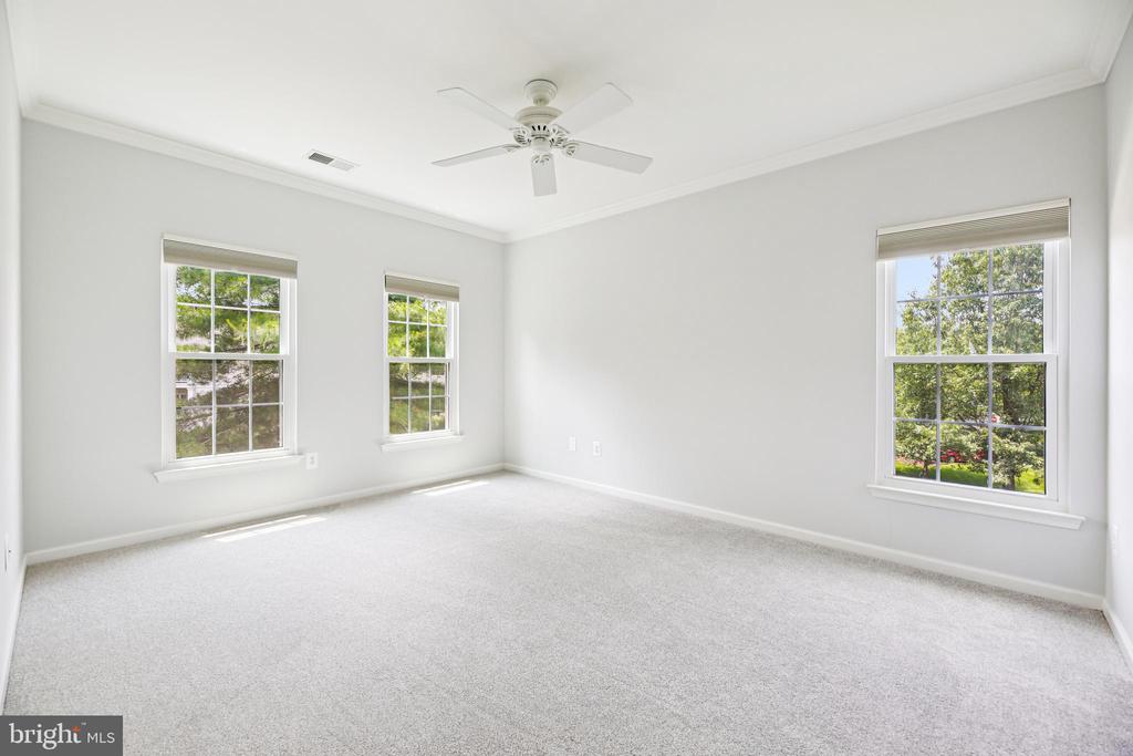 6200 GLEN VALLEY TERRACE Unit: 1G